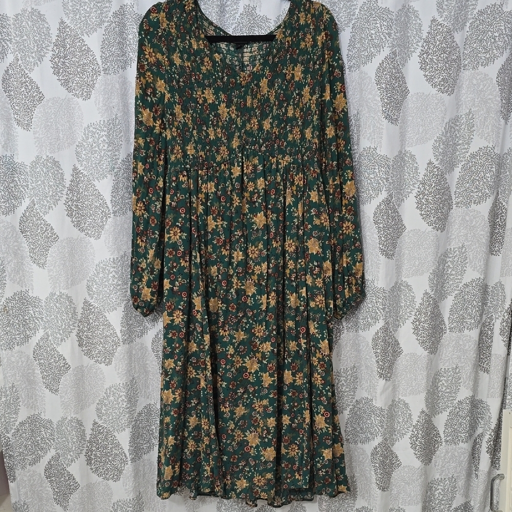 Green and Gold Long Sleeve Sundress with Bishop Sleeves